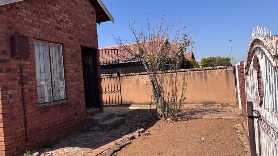 3 Bedroom Property for Sale in Soshanguve UU Gauteng