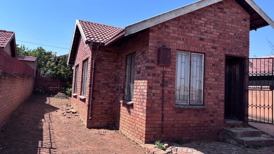 3 Bedroom Property for Sale in Soshanguve UU Gauteng