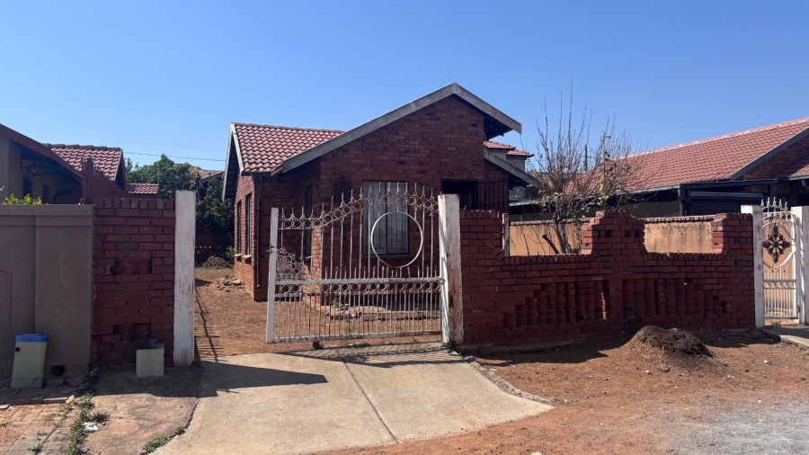 3 Bedroom Property for Sale in Soshanguve UU Gauteng