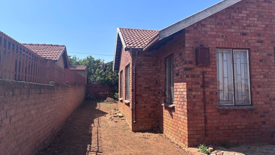 3 Bedroom Property for Sale in Soshanguve UU Gauteng