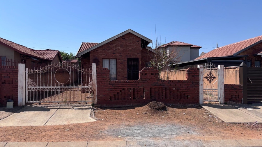 3 Bedroom Property for Sale in Soshanguve UU Gauteng