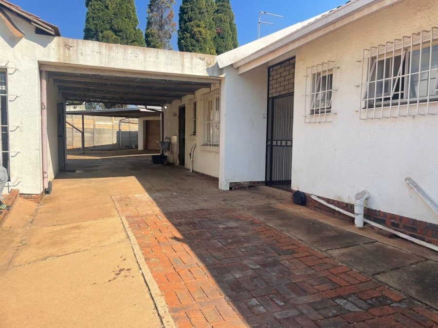 3 Bedroom Property for Sale in Birch Acres Gauteng