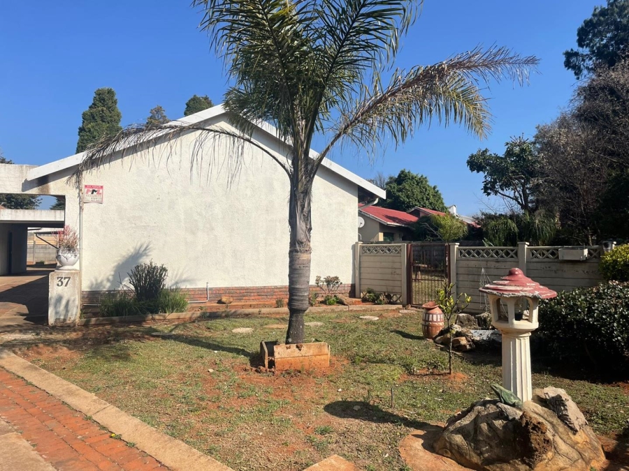 3 Bedroom Property for Sale in Birch Acres Gauteng