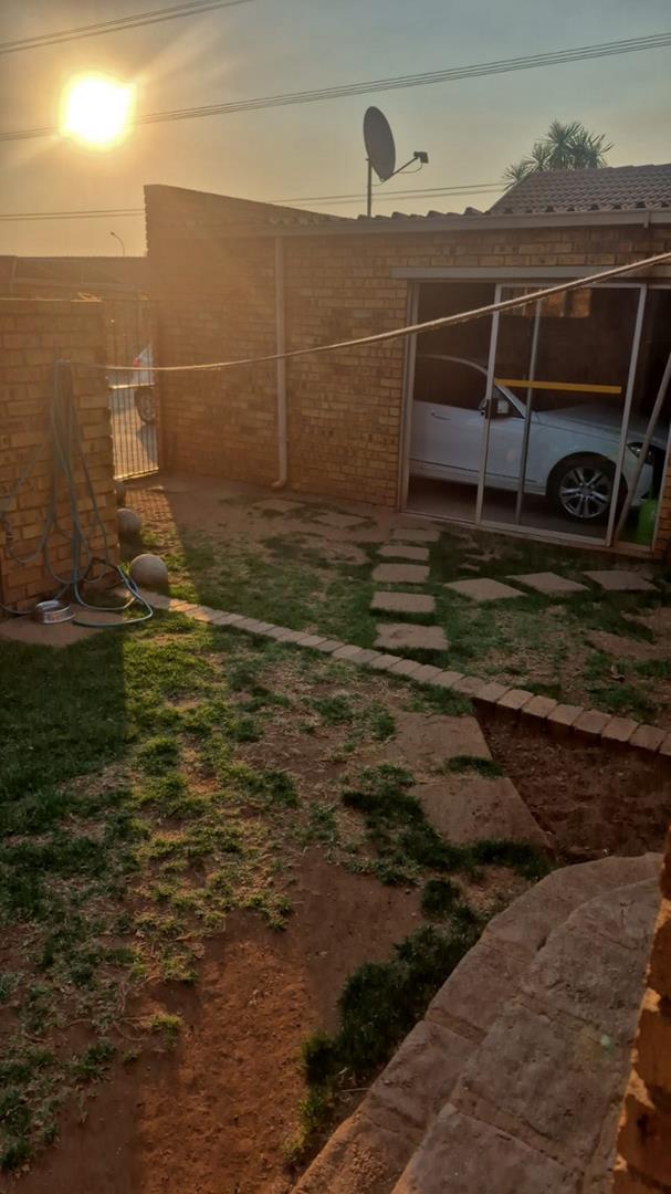 3 Bedroom Property for Sale in Terenure Gauteng