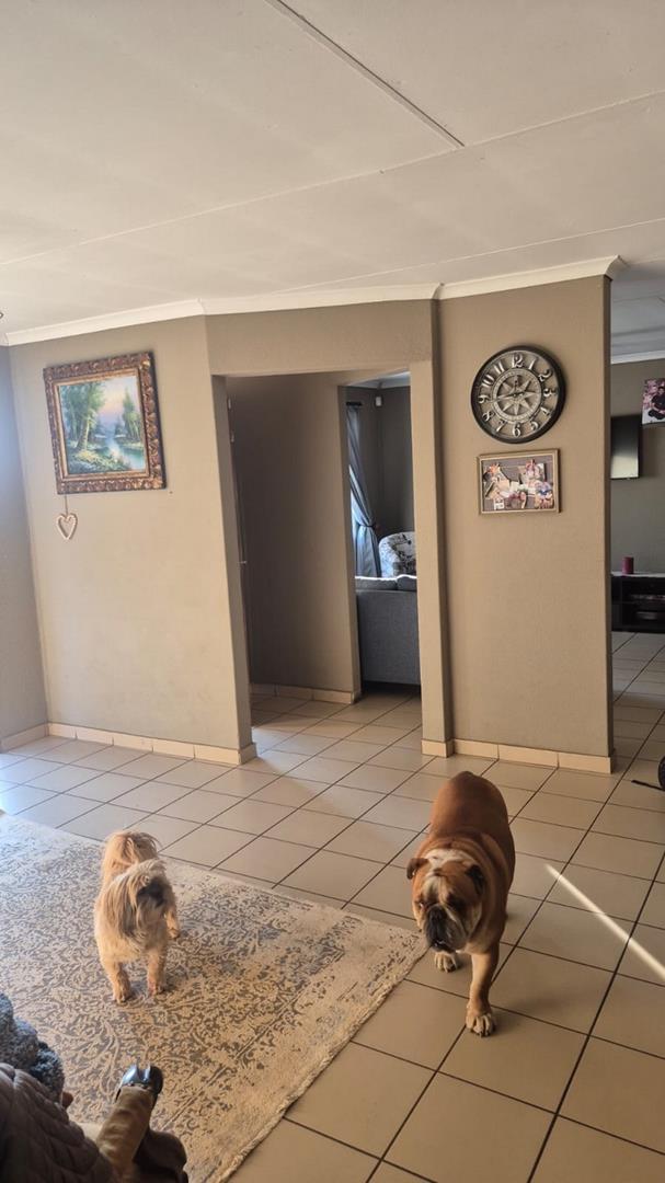 3 Bedroom Property for Sale in Terenure Gauteng