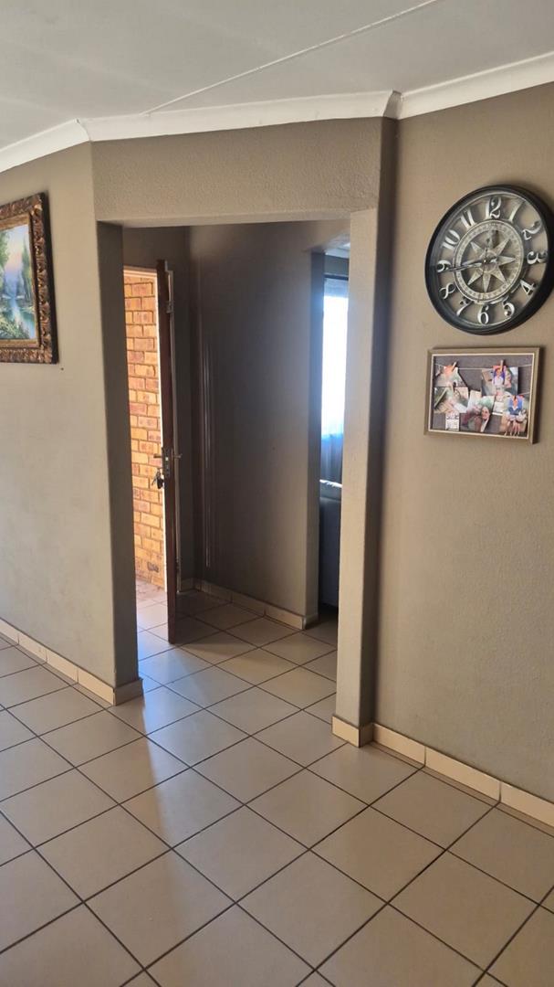 3 Bedroom Property for Sale in Terenure Gauteng