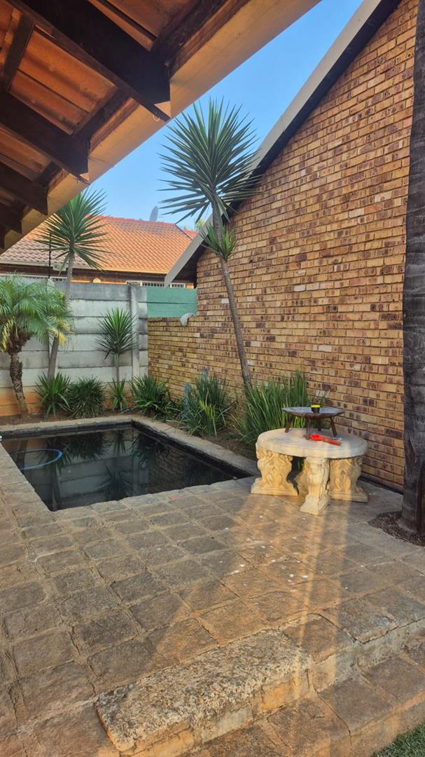 3 Bedroom Property for Sale in Terenure Gauteng