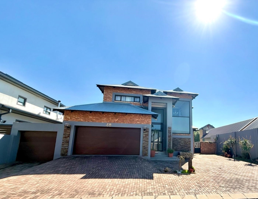 4 Bedroom Property for Sale in Alberante Gauteng