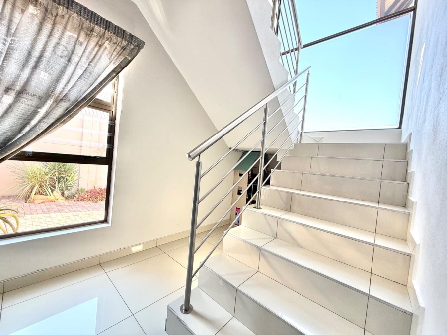 4 Bedroom Property for Sale in Alberante Gauteng
