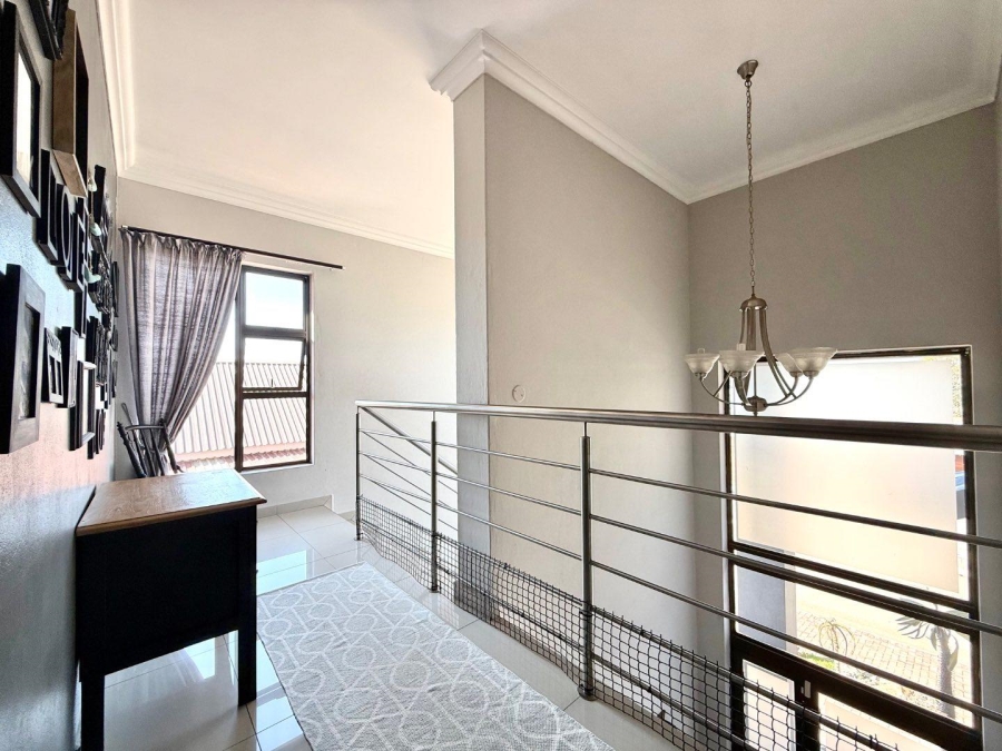 4 Bedroom Property for Sale in Alberante Gauteng