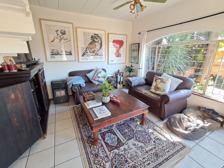 1 Bedroom Property for Sale in Corlett Gardens Gauteng