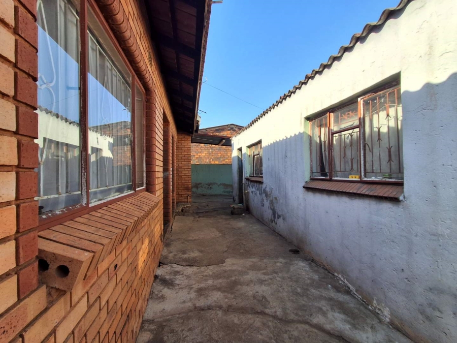2 Bedroom Property for Sale in Atteridgeville Gauteng
