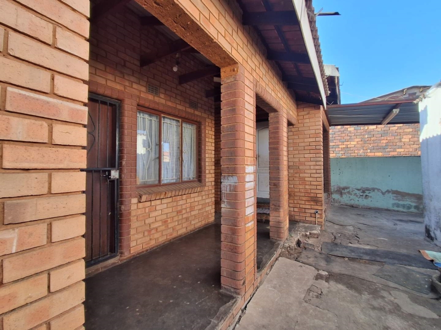 2 Bedroom Property for Sale in Atteridgeville Gauteng