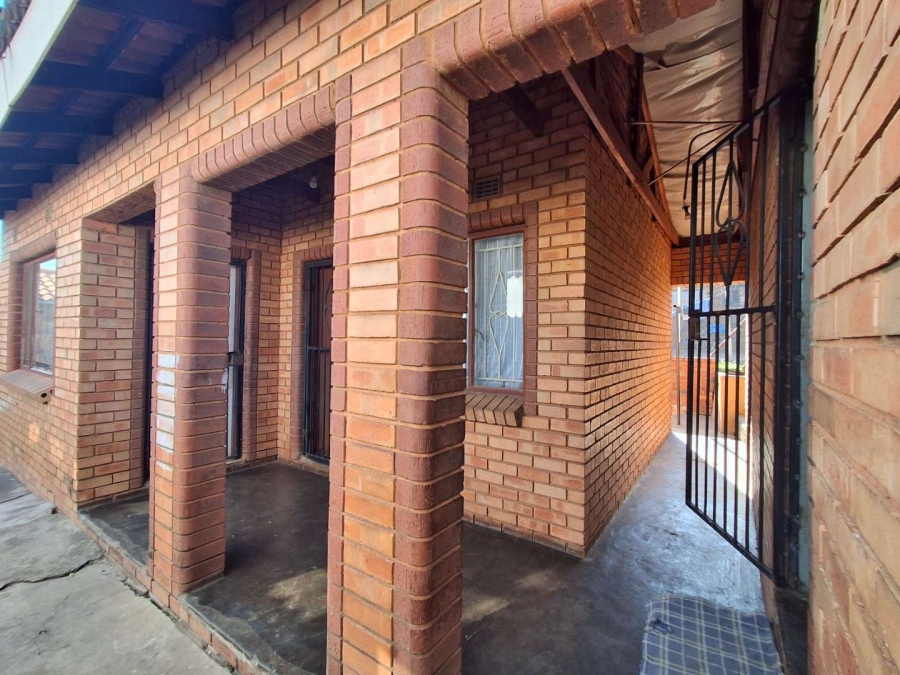 2 Bedroom Property for Sale in Atteridgeville Gauteng