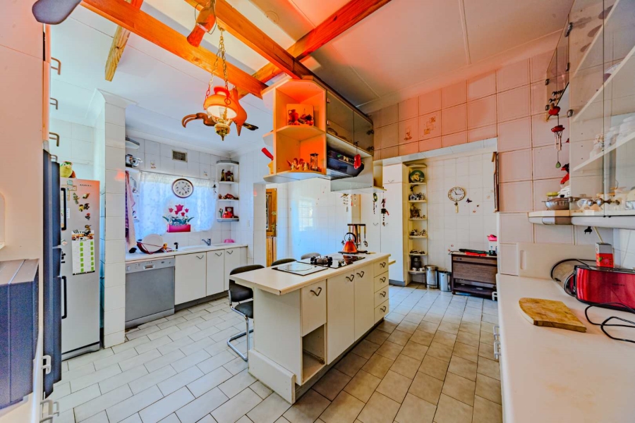4 Bedroom Property for Sale in Kilner Park Gauteng