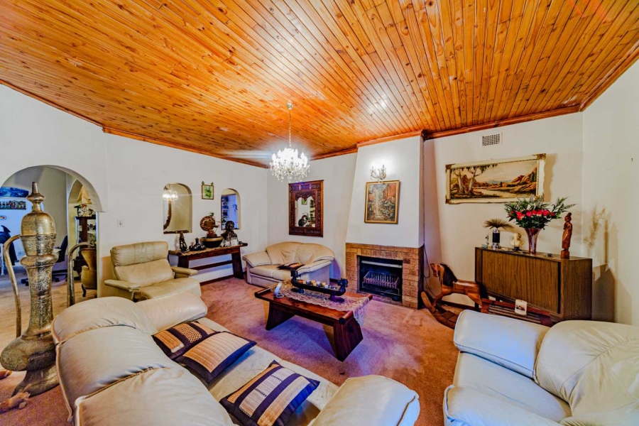 4 Bedroom Property for Sale in Kilner Park Gauteng