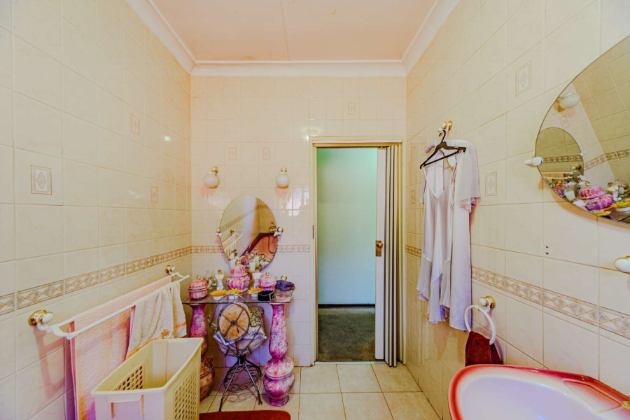 4 Bedroom Property for Sale in Kilner Park Gauteng