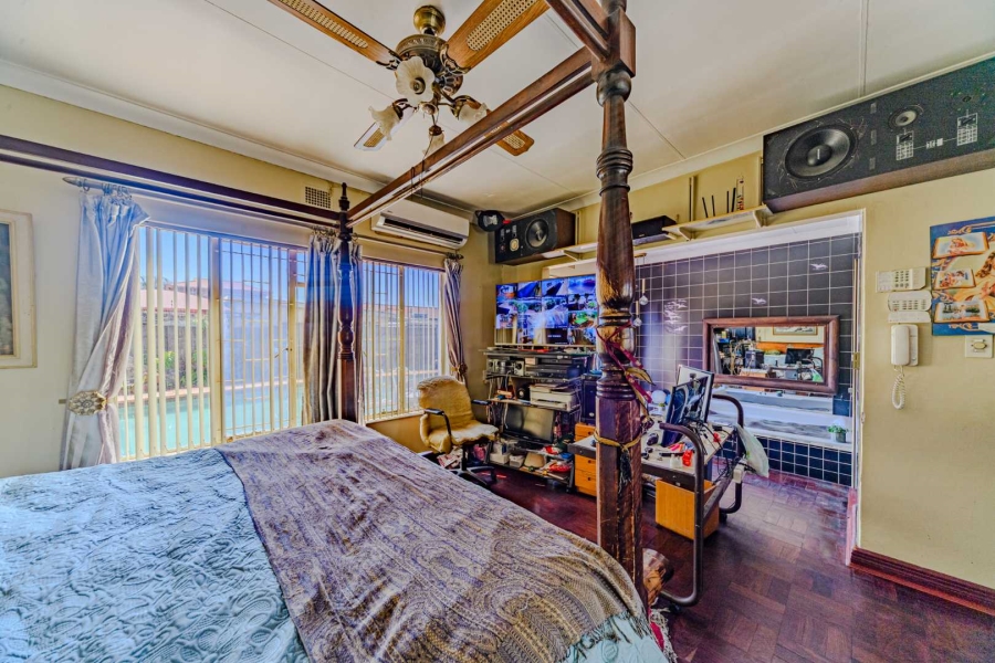 4 Bedroom Property for Sale in Kilner Park Gauteng