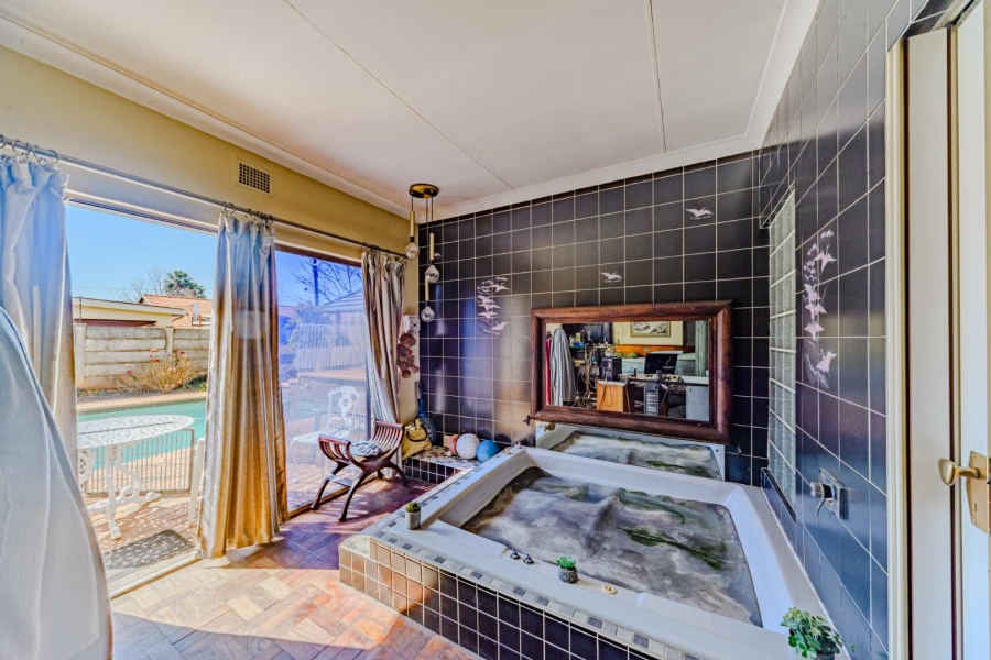 4 Bedroom Property for Sale in Kilner Park Gauteng