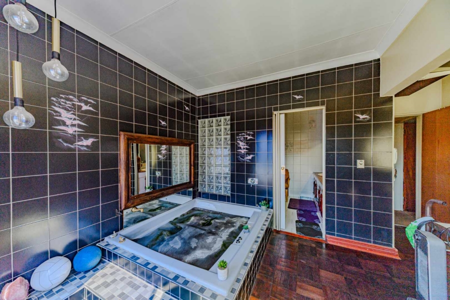 4 Bedroom Property for Sale in Kilner Park Gauteng
