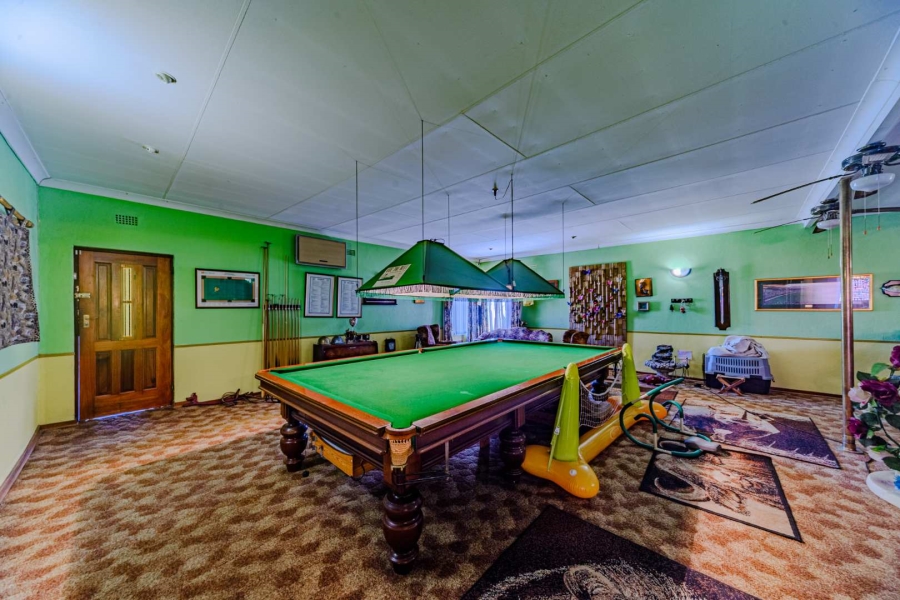 4 Bedroom Property for Sale in Kilner Park Gauteng