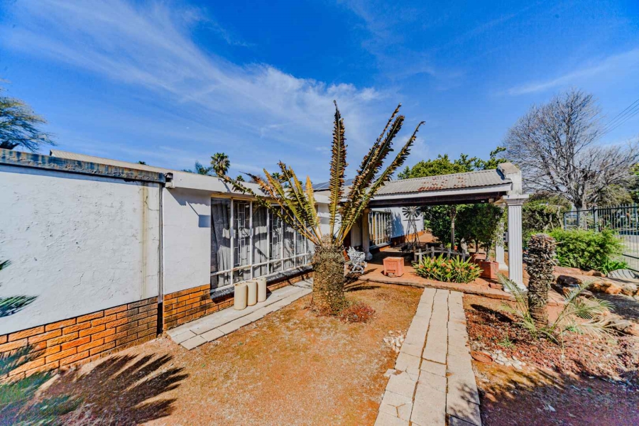 4 Bedroom Property for Sale in Kilner Park Gauteng