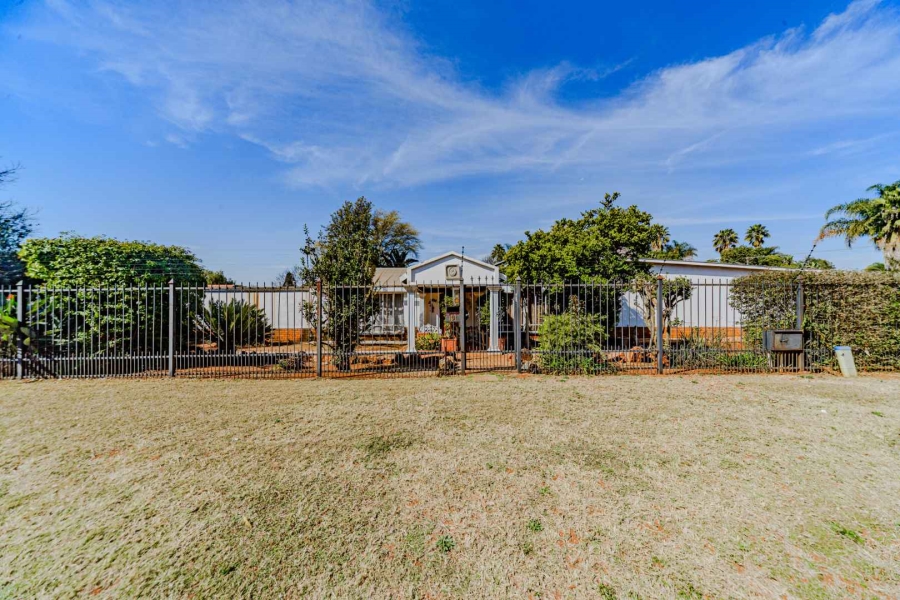 4 Bedroom Property for Sale in Kilner Park Gauteng