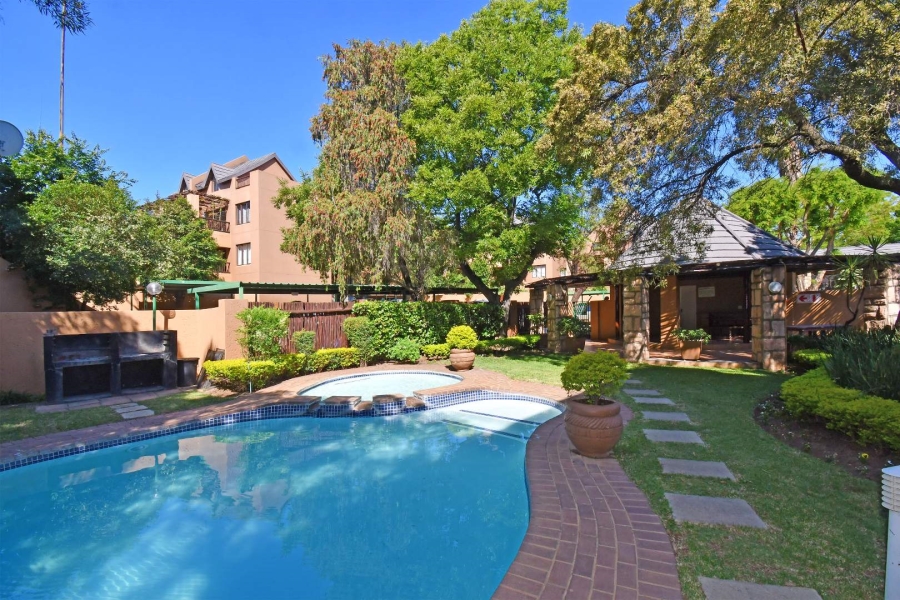 To Let 1 Bedroom Property for Rent in Douglasdale Gauteng