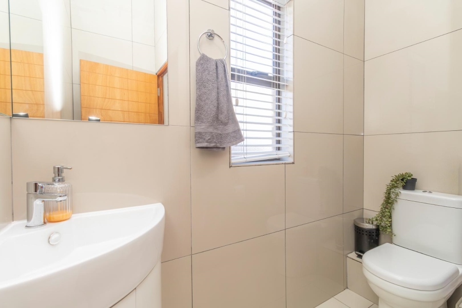 4 Bedroom Property for Sale in Noordheuwel Gauteng