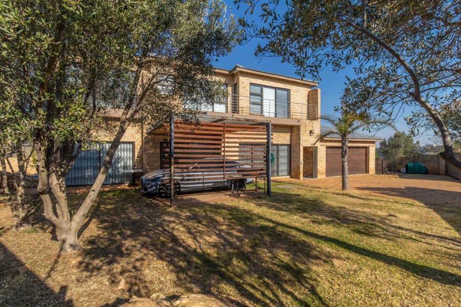 4 Bedroom Property for Sale in Noordheuwel Gauteng