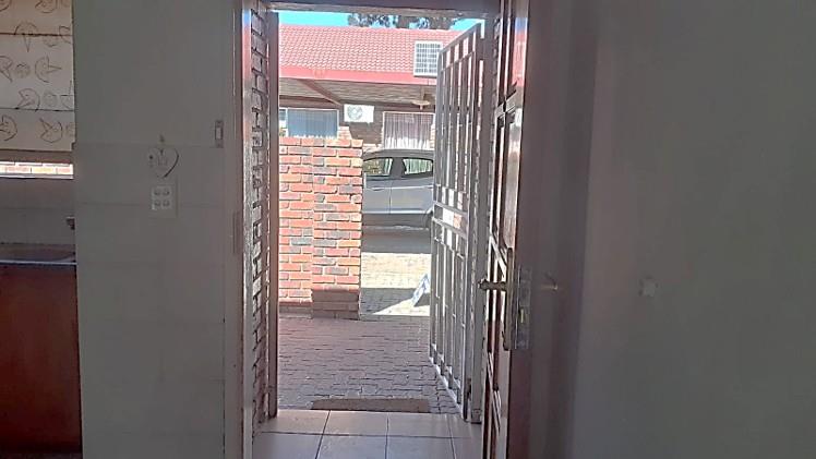 2 Bedroom Property for Sale in Mayberry Park Gauteng