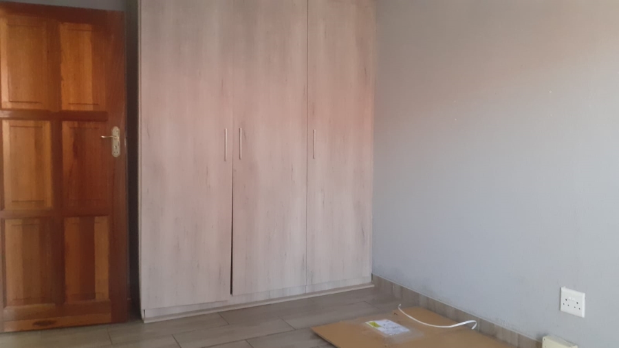 2 Bedroom Property for Sale in Mayberry Park Gauteng