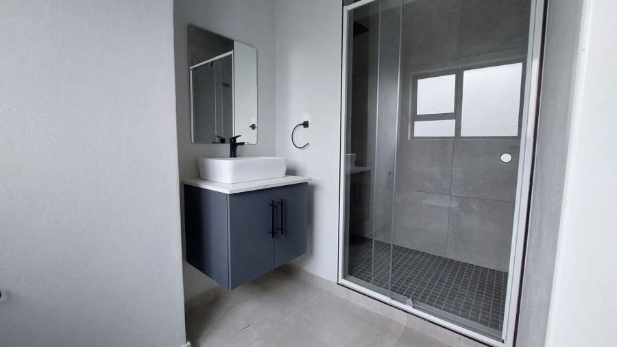 To Let 2 Bedroom Property for Rent in Bryanston Gauteng