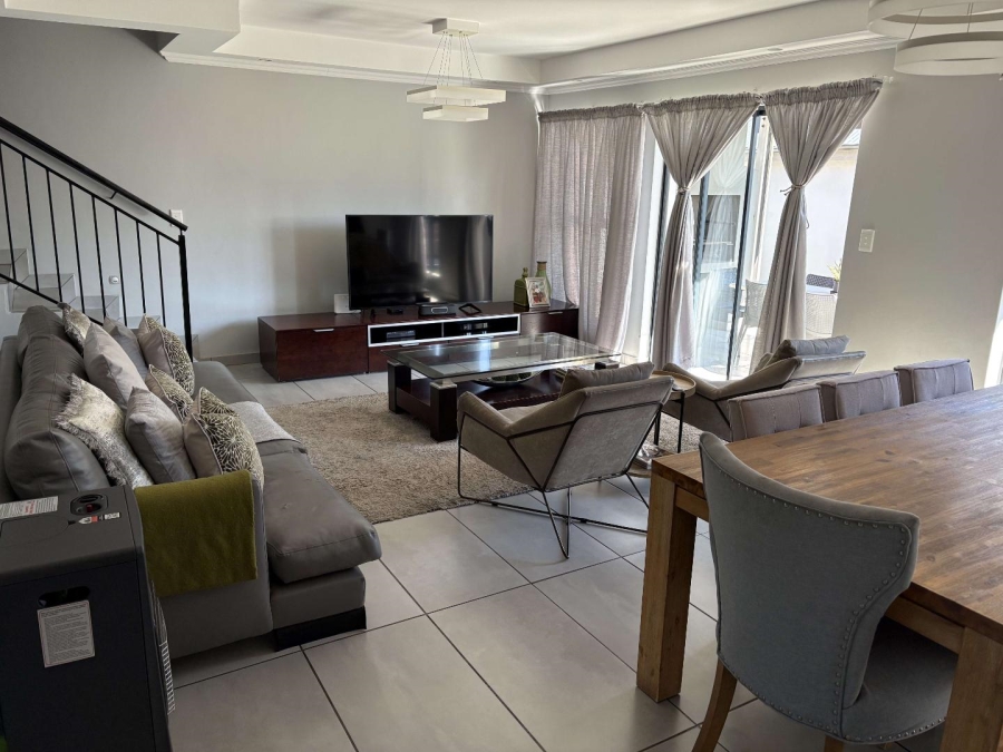 To Let 3 Bedroom Property for Rent in Heritage Hill Gauteng