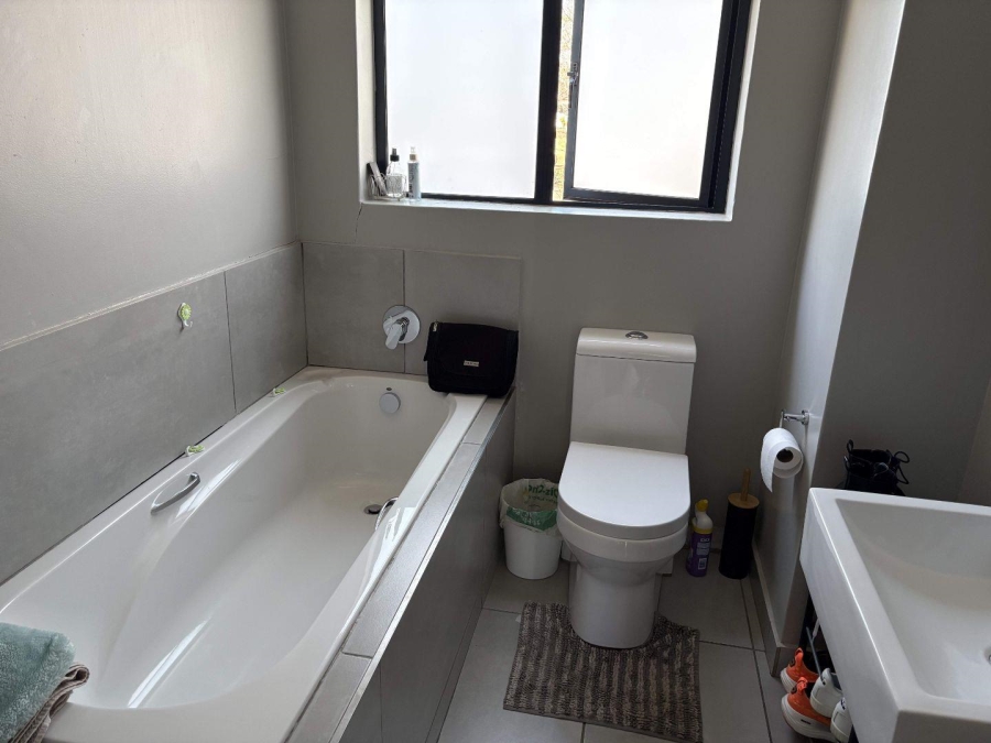 To Let 3 Bedroom Property for Rent in Heritage Hill Gauteng