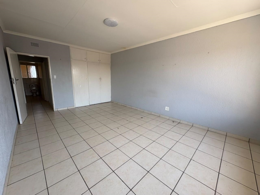 24 Bedroom Property for Sale in Birchleigh Gauteng