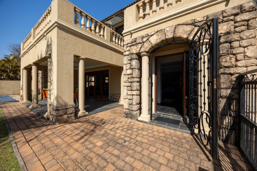 To Let 4 Bedroom Property for Rent in Equestria Gauteng