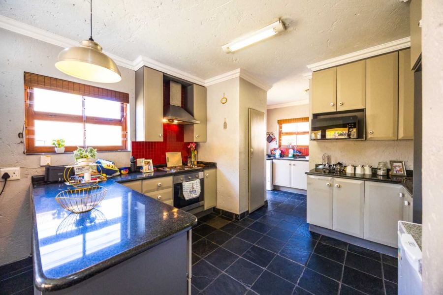 To Let 4 Bedroom Property for Rent in Equestria Gauteng