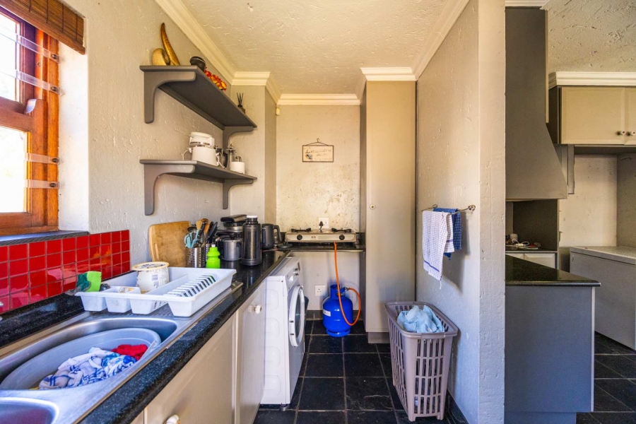 To Let 4 Bedroom Property for Rent in Equestria Gauteng