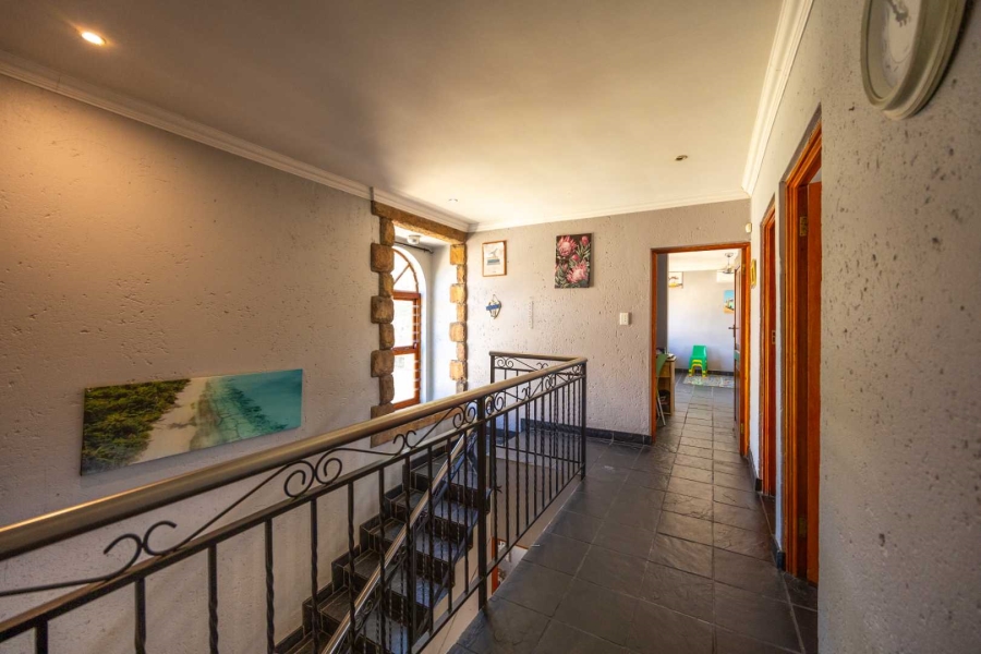 To Let 4 Bedroom Property for Rent in Equestria Gauteng