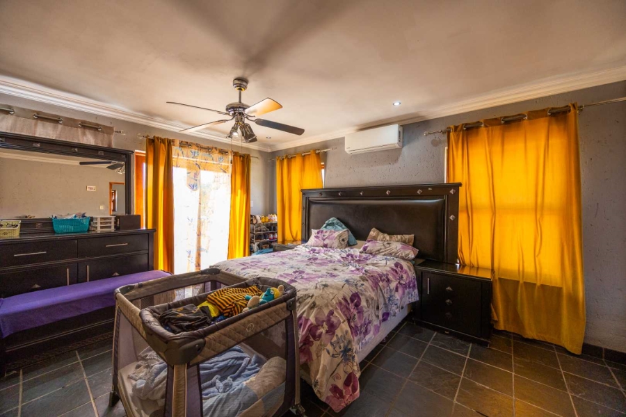 To Let 4 Bedroom Property for Rent in Equestria Gauteng