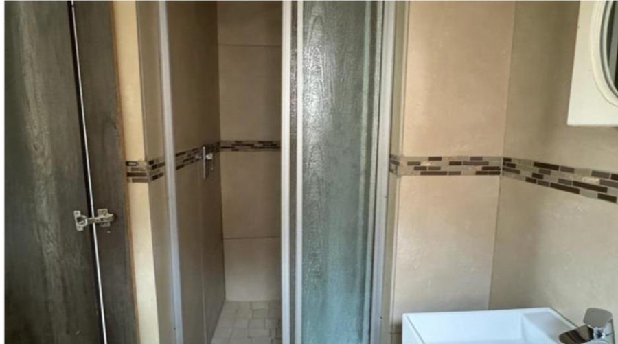3 Bedroom Property for Sale in Noordwyk Gauteng