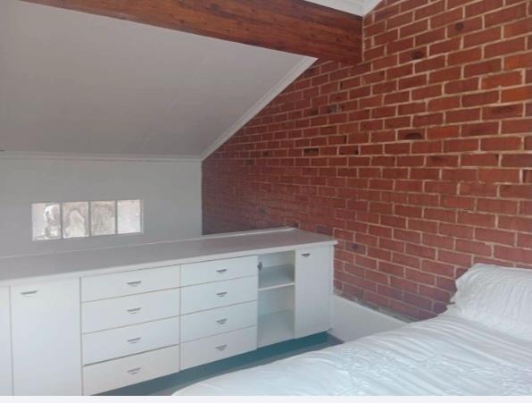 1 Bedroom Property for Sale in Houghton Gauteng