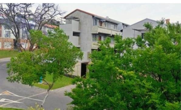 1 Bedroom Property for Sale in Houghton Gauteng