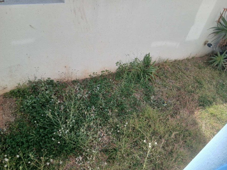 To Let 2 Bedroom Property for Rent in Elandshaven Gauteng