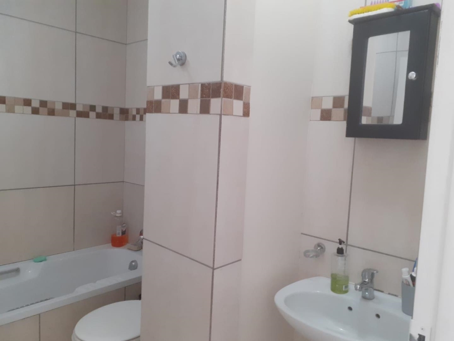 2 Bedroom Property for Sale in Mayberry Park Gauteng