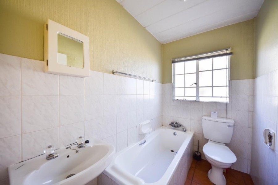 To Let 2 Bedroom Property for Rent in Moreleta Park Gauteng