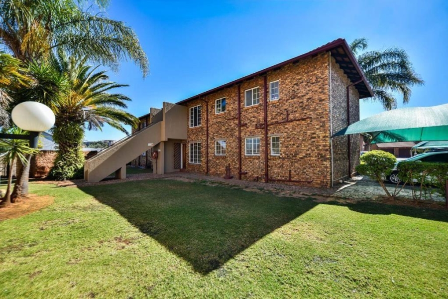To Let 2 Bedroom Property for Rent in Moreleta Park Gauteng