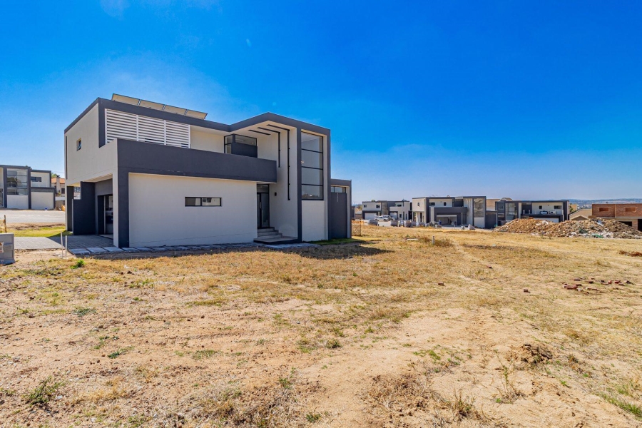 4 Bedroom Property for Sale in Fourways Gauteng