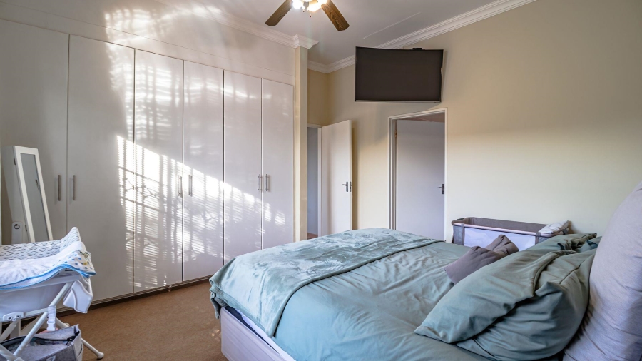 3 Bedroom Property for Sale in Honeydew Manor Gauteng